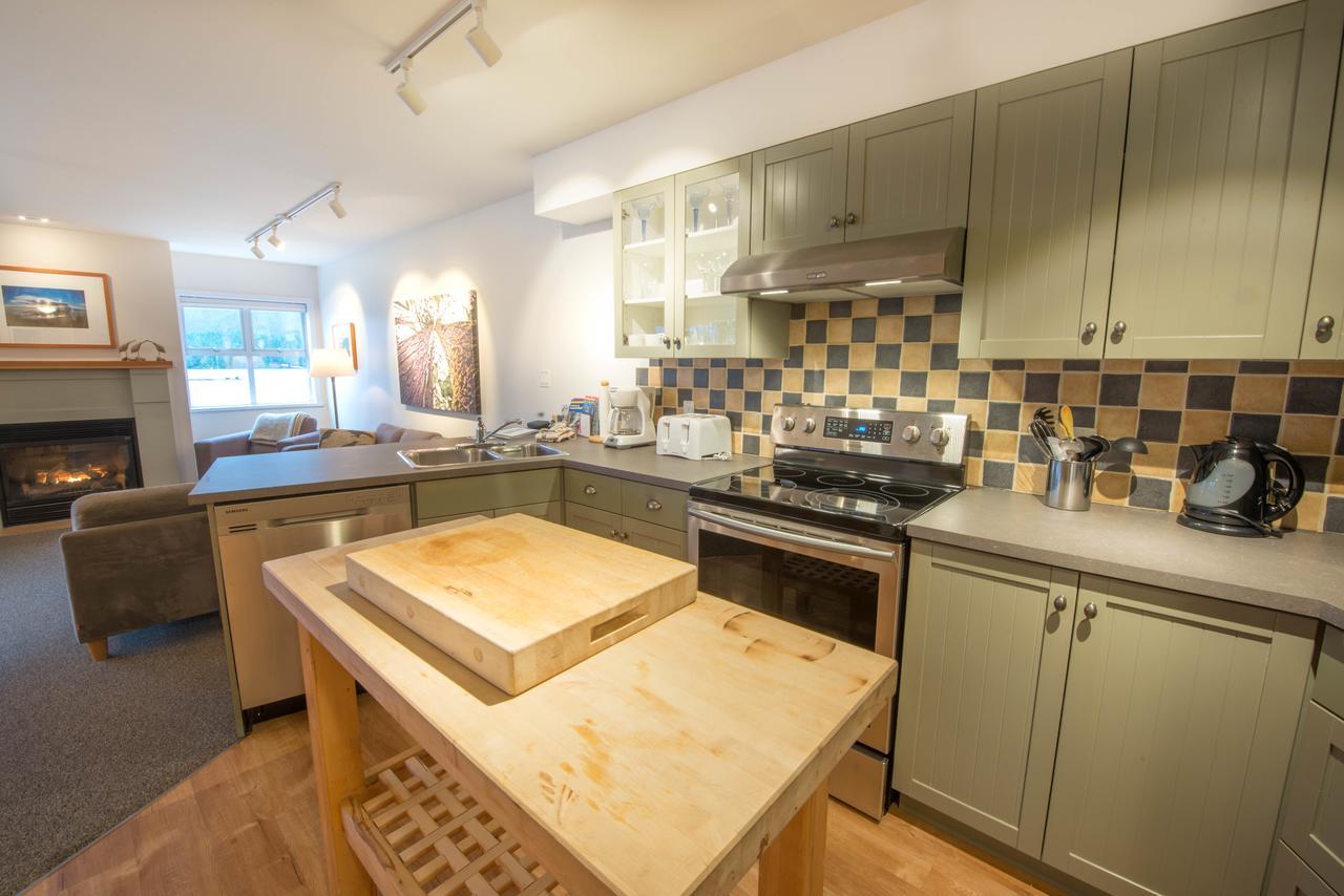 Luxury 2Br Oceanfront Condo By Onlybc 201 Tofino Exterior foto